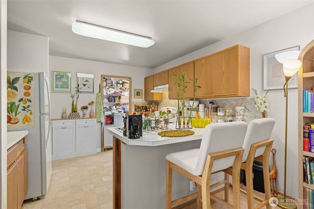 5952 Fauntleroy Way SW, Seattle, WA 98136