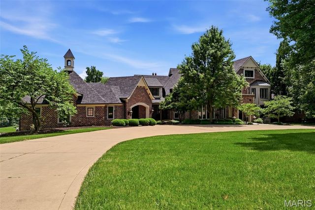 14 Brookwood Road, St Louis, MO 63131