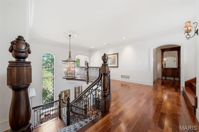 14 Brookwood Road, St Louis, MO 63131