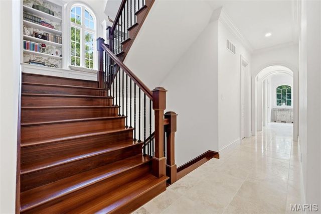 14 Brookwood Road, St Louis, MO 63131