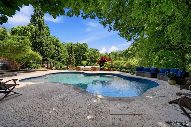 14 Brookwood Road, St Louis, MO 63131