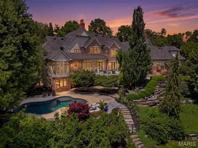 14 Brookwood Road, St Louis, MO 63131
