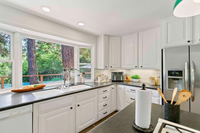 23444 Skyview Terrace, Los Gatos, CA 95033