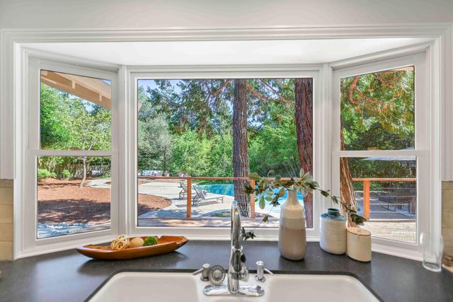 23444 Skyview Terrace, Los Gatos, CA 95033