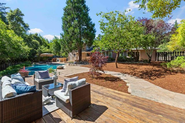 23444 Skyview Terrace, Los Gatos, CA 95033