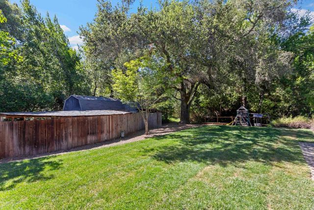 23444 Skyview Terrace, Los Gatos, CA 95033