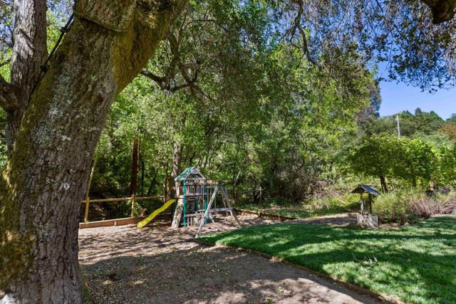 23444 Skyview Terrace, Los Gatos, CA 95033