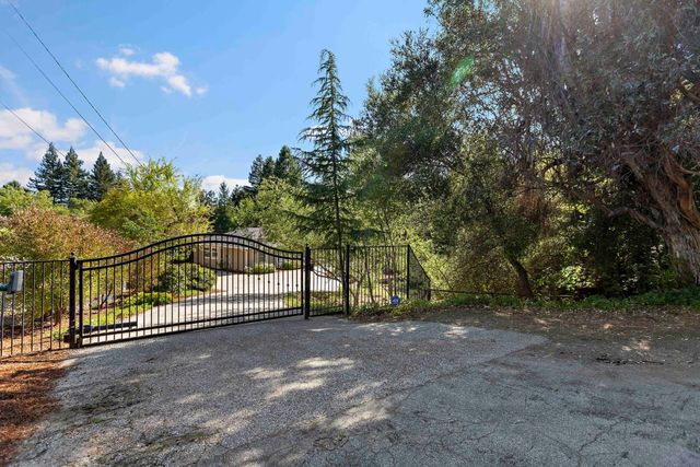 23444 Skyview Terrace, Los Gatos, CA 95033