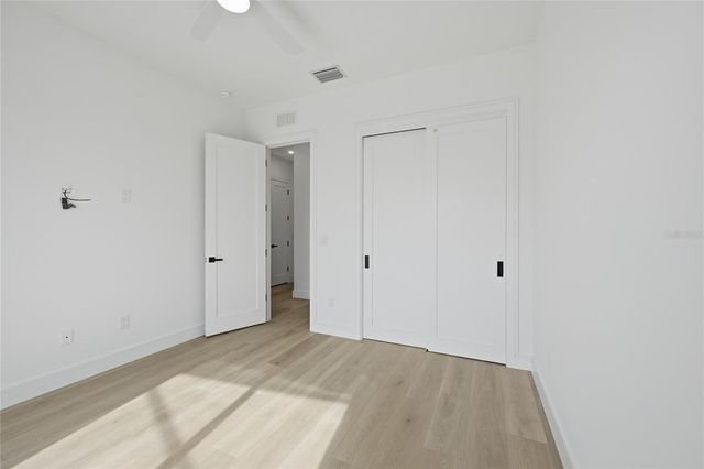 15360 HENNIPEN CIRCLE, Port Charlotte, FL 33981