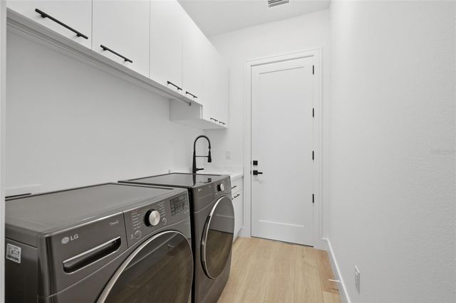 15360 HENNIPEN CIRCLE, Port Charlotte, FL 33981