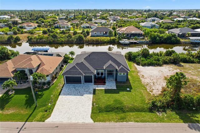 15360 HENNIPEN CIRCLE, Port Charlotte, FL 33981