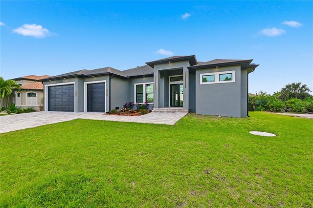 15360 HENNIPEN CIRCLE, Port Charlotte, FL 33981