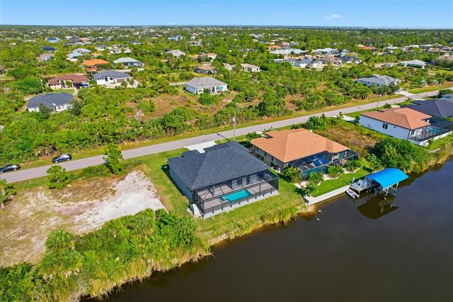 15360 HENNIPEN CIRCLE, Port Charlotte, FL 33981