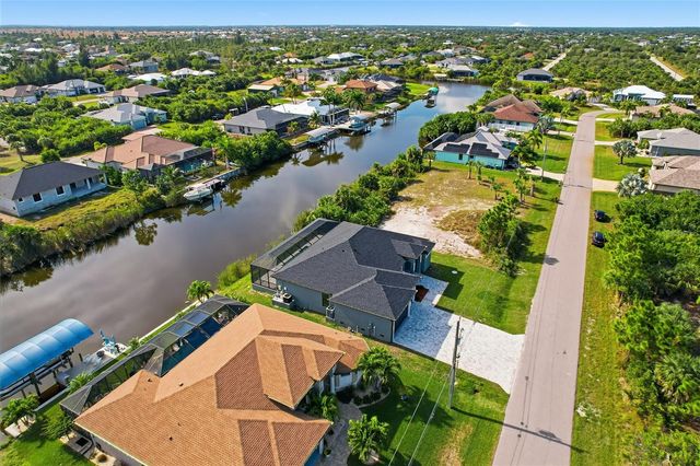 15360 HENNIPEN CIRCLE, Port Charlotte, FL 33981