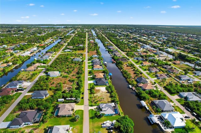 15360 HENNIPEN CIRCLE, Port Charlotte, FL 33981