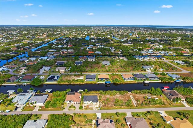 15360 HENNIPEN CIRCLE, Port Charlotte, FL 33981