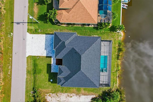 15360 HENNIPEN CIRCLE, Port Charlotte, FL 33981