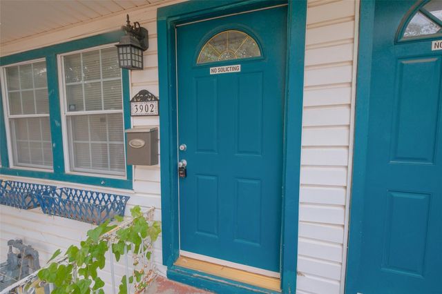 3900 Dexter Avenue 3902, Fort Worth, TX 76107