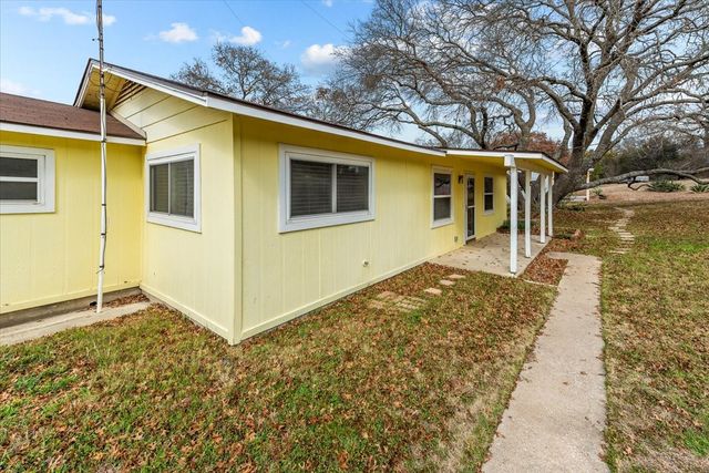 334 County Road 1296, Morgan, TX 76671