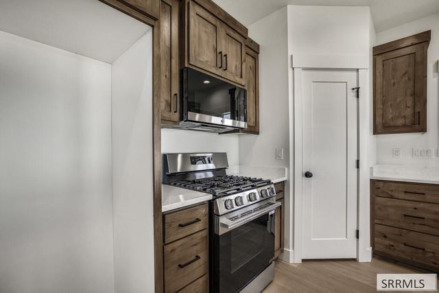 547 Abigail Lane, Shelley, ID 83274
