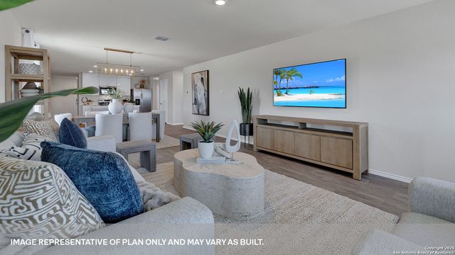 918 INDIAN WAY, Seguin, TX 78155