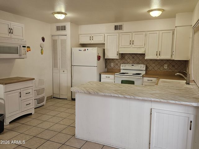 6602 N 46TH Avenue, Glendale, AZ 85301
