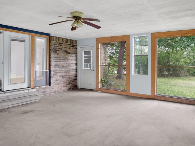 121 Rolling Meadows Lane, Austin, AR 72007