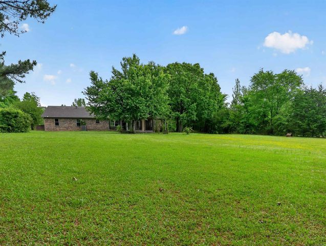 121 Rolling Meadows Lane, Austin, AR 72007