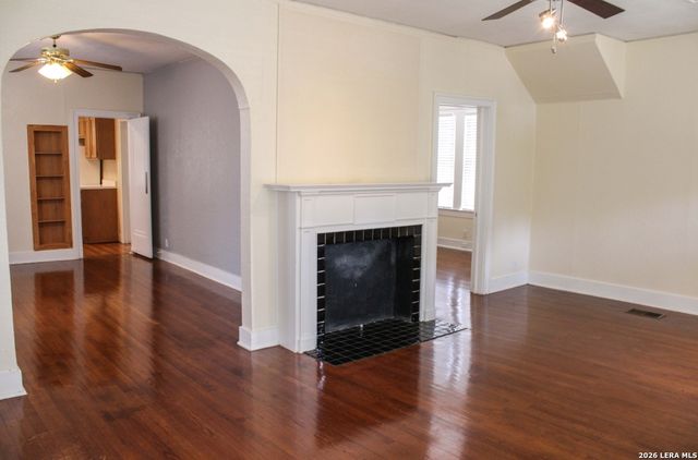 311 E Rosewood Ave Apt 102, San Antonio, TX 78212