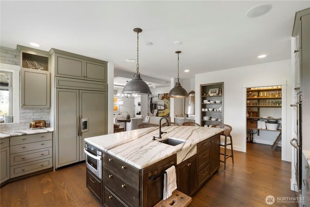 7610 Vickery Avenue E, Tacoma, WA 98443