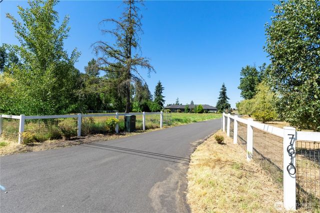 7610 Vickery Avenue E, Tacoma, WA 98443