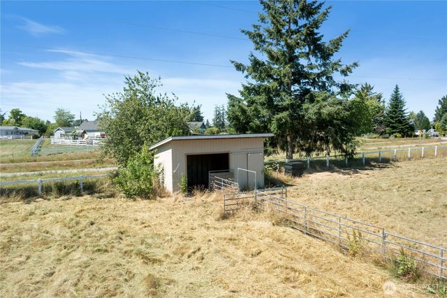7610 Vickery Avenue E, Tacoma, WA 98443