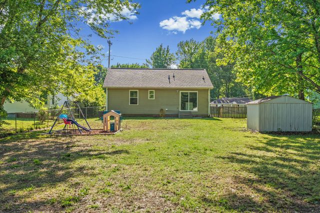 414 Donna Dr, Clarksville, TN 37042