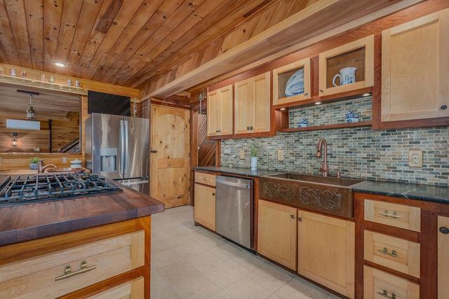 42 Lower Camp Road, Northwood, NH 03261
