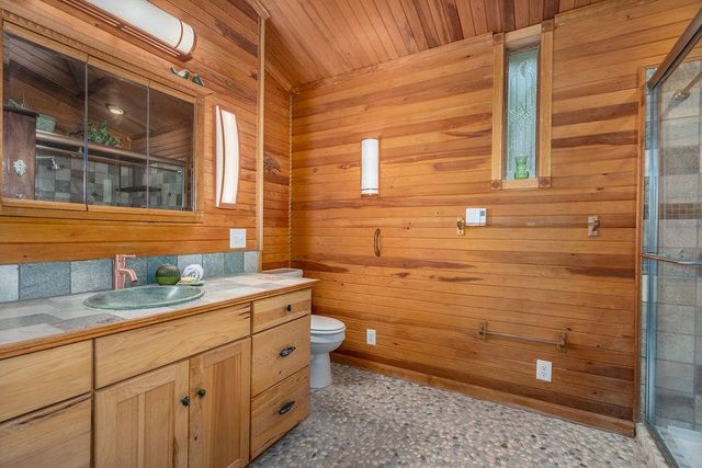 42 Lower Camp Road, Northwood, NH 03261