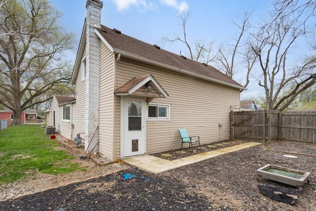 656 S 4th Street, Chesterton, IN 46304
