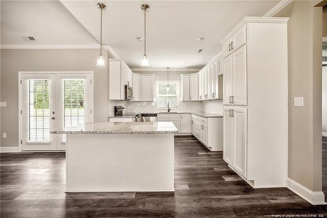 263 Delmore Road, Autryville, NC 28318