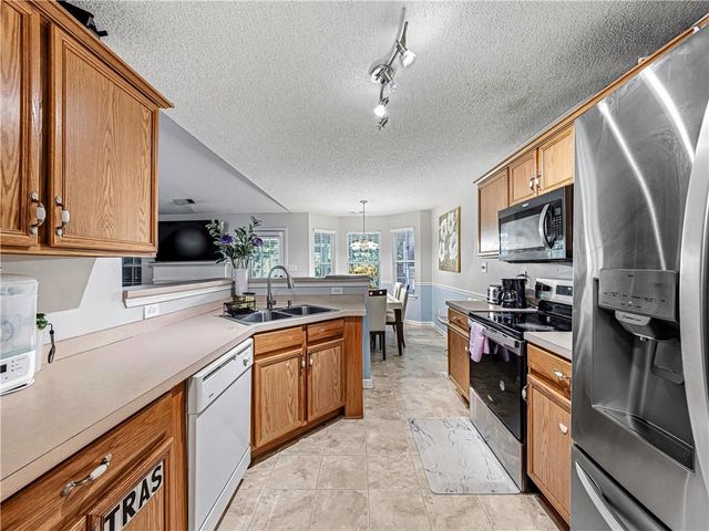 821 Freedom Walk, Locust Grove, GA 30248