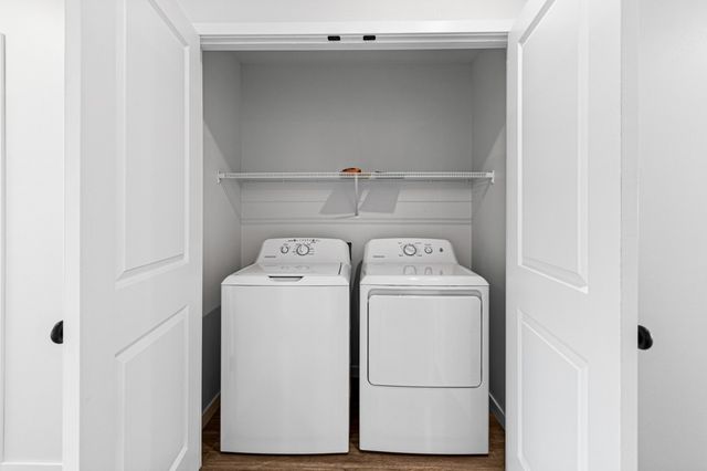 2307 Water Tower Pl, North Liberty, IA 52317