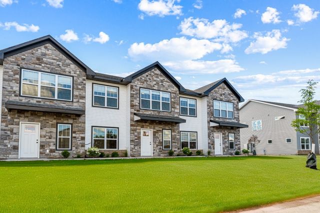 2307 Water Tower Pl, North Liberty, IA 52317