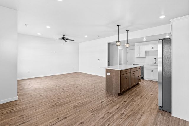 2307 Water Tower Pl, North Liberty, IA 52317