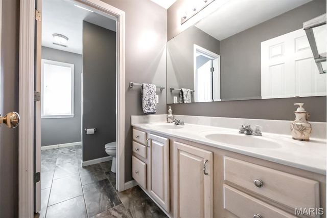 160 Stonehaven Court, O'fallon, IL 62269