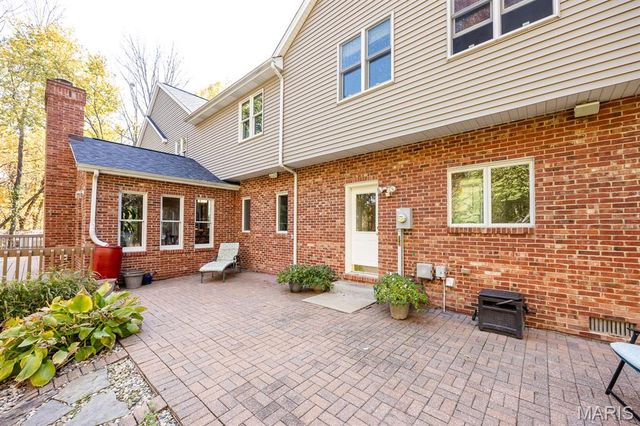 160 Stonehaven Court, O'fallon, IL 62269