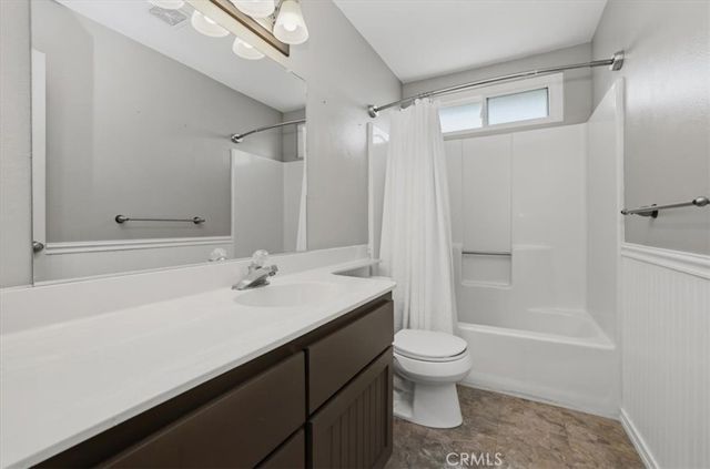 7003 Grove, Highland, CA 92346