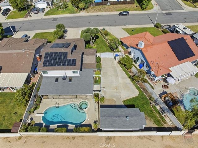 7003 Grove, Highland, CA 92346