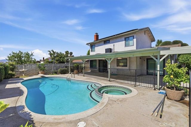 7003 Grove, Highland, CA 92346