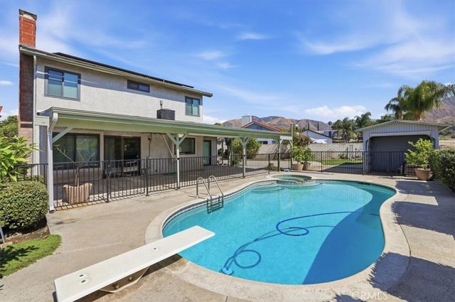 7003 Grove, Highland, CA 92346