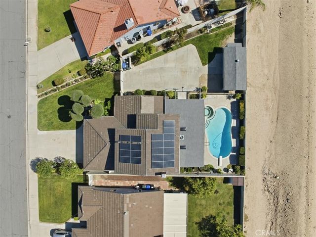 7003 Grove, Highland, CA 92346