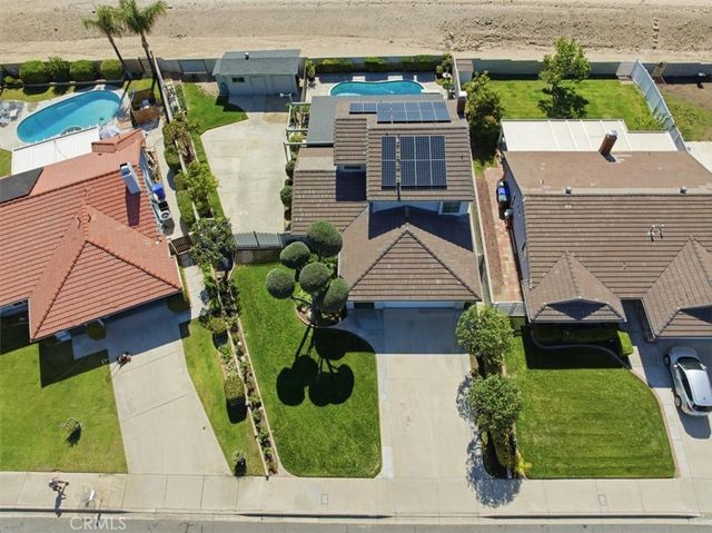 7003 Grove, Highland, CA 92346