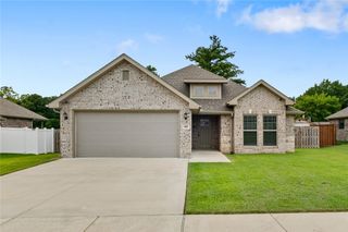 408 Fox Circle, Pea Ridge, AR 72751